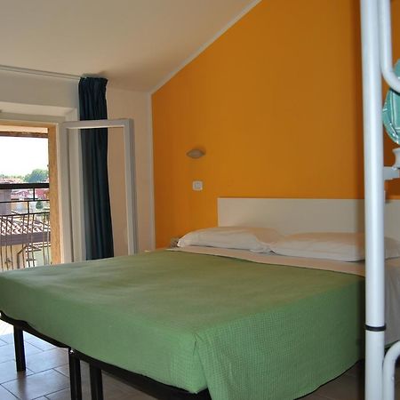 Le Aromatiche B&B Viserbella di Rimini Exteriör bild