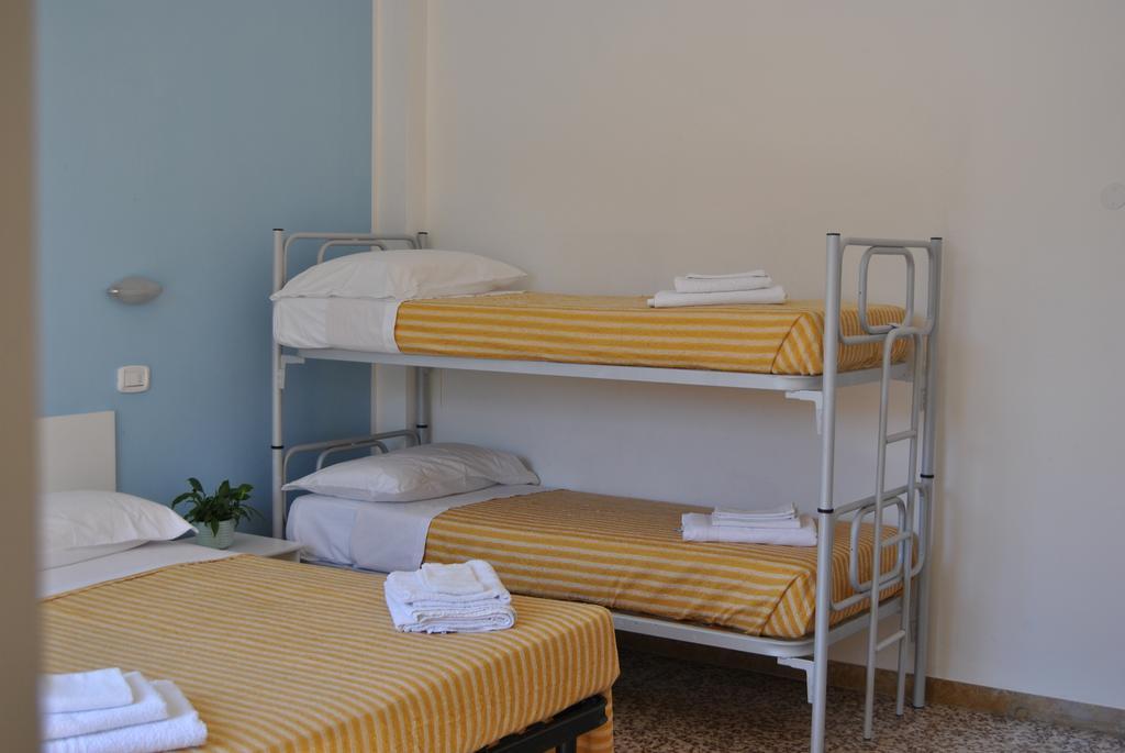 Le Aromatiche B&B Viserbella di Rimini Exteriör bild